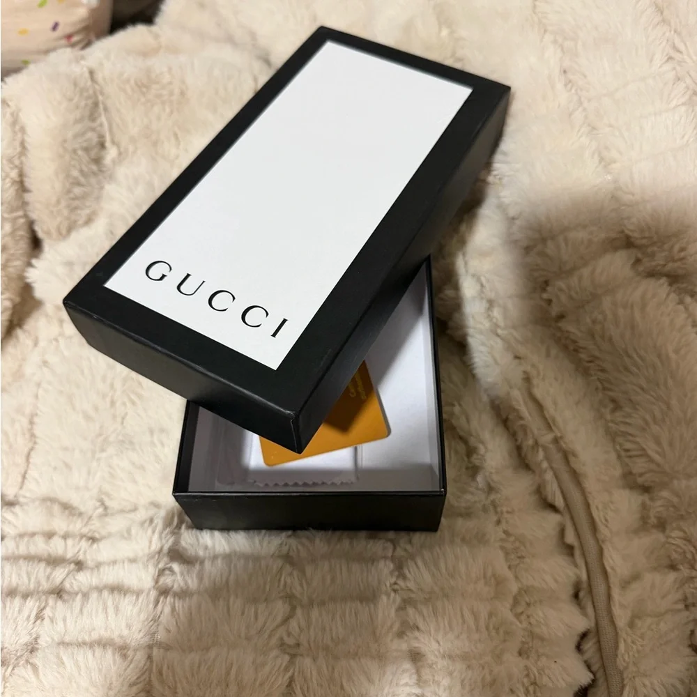 Black and White Box